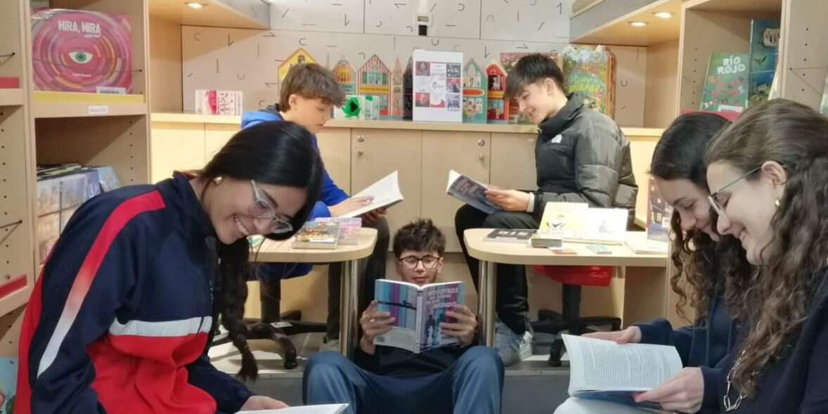 Bibliobus – corazonistasmoncayo